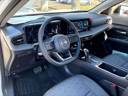 New 2026 Nissan Kicks SV image 8