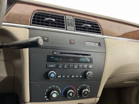Used 2005 Buick LaCrosse CX image 19