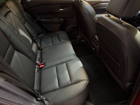 Used 2023 Nissan Rogue SL w/ SL Premium Package image 45