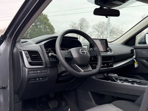 New 2026 Nissan Rogue SV w/ Cold Weather Package FWD image 10