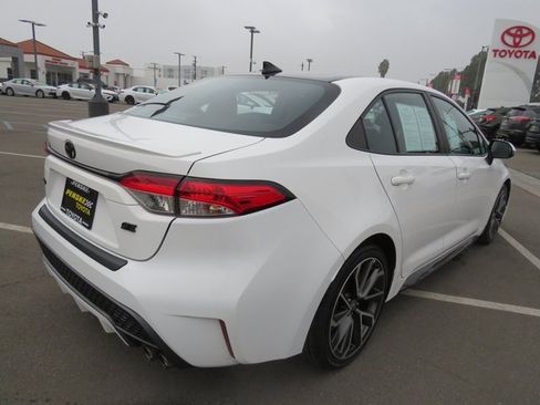 Used 2022 Toyota Corolla SE image 10