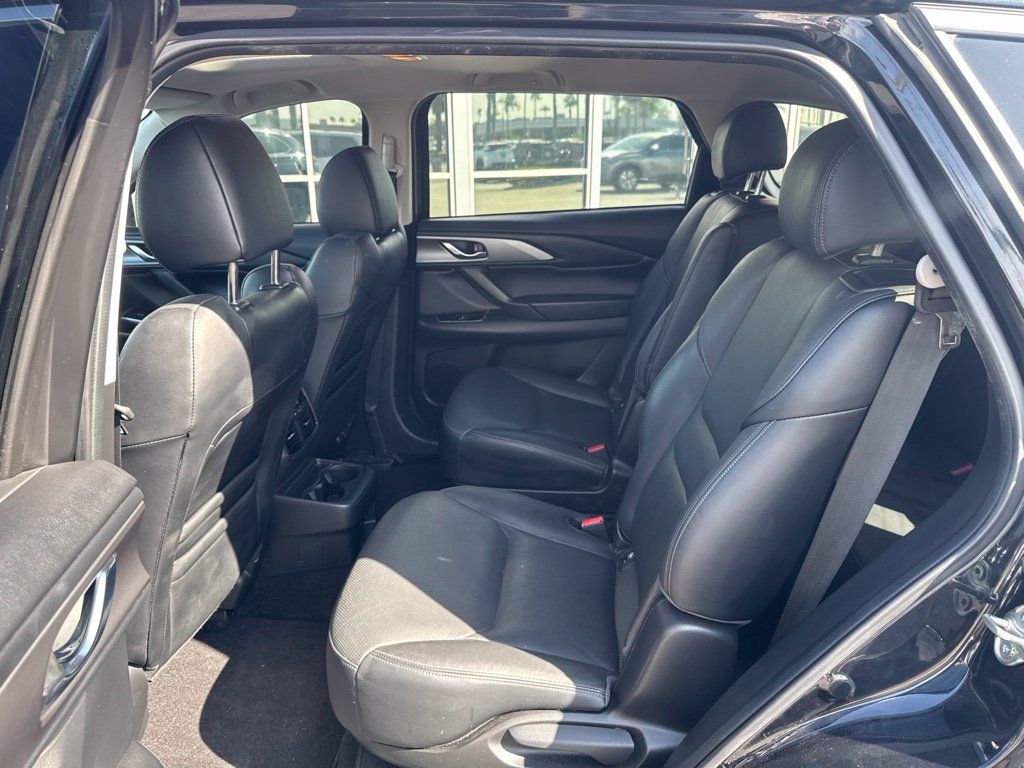 Used 2023 MAZDA CX-9 Touring Plus AWD/4WD image 18