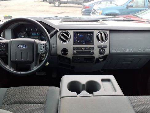 Used 2016 Ford F250 XLT AWD/4WD image 8