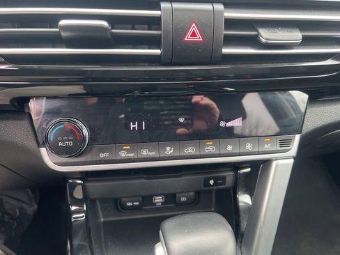 Certified 2022 Kia Seltos EX image 59