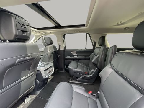 New 2026 Ford Expedition Max Platinum AWD/4WD image 16