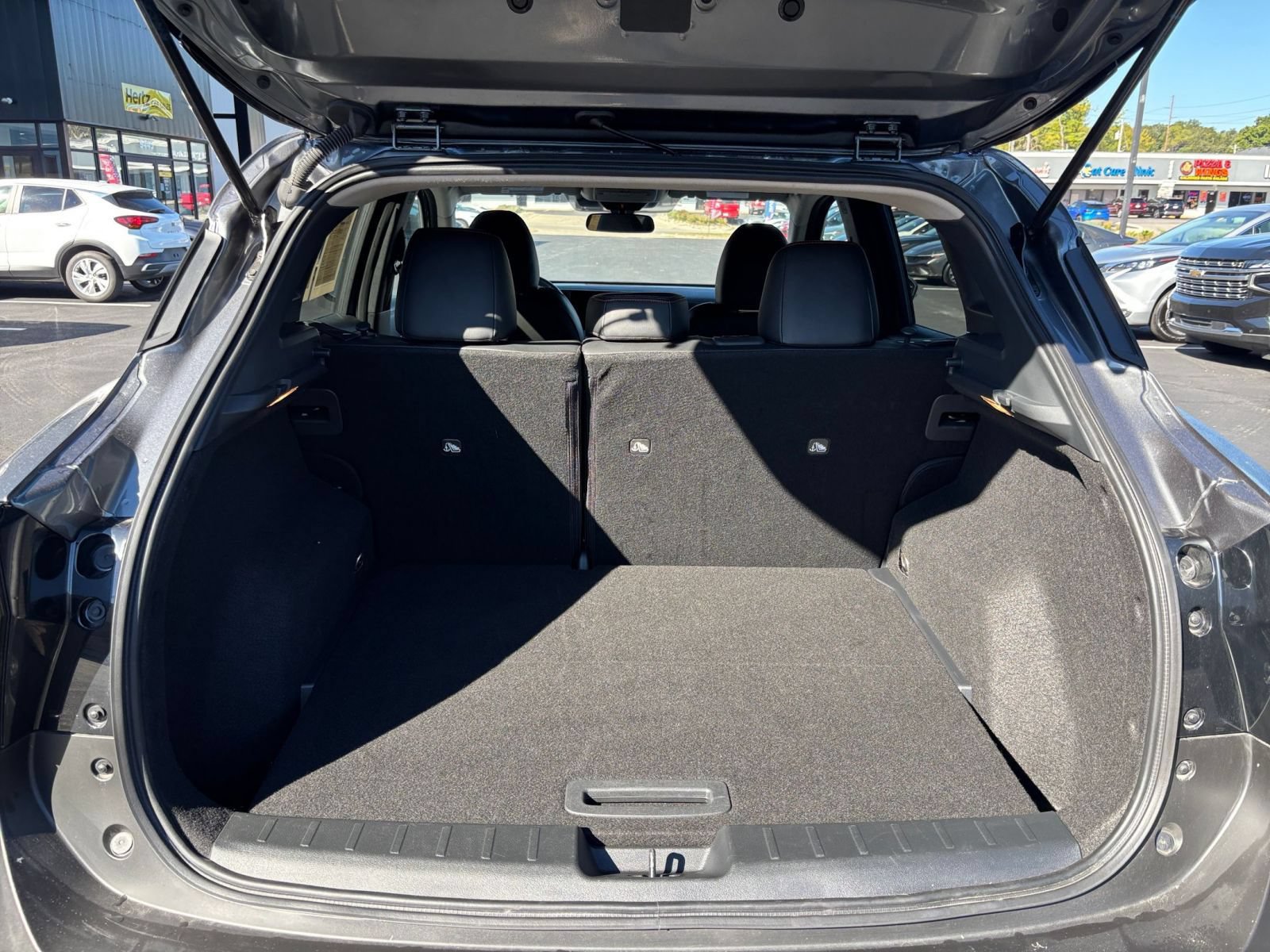 Used 2026 Nissan Kicks SR FWD image 29