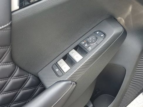 Used 2024 Mitsubishi Outlander SEL AWD/4WD image 21