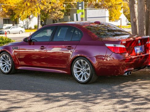 Used 2006 BMW M5 image 7
