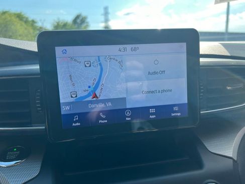 Used 2020 Ford Explorer XLT w/ Equipment Group 202A AWD/4WD image 22