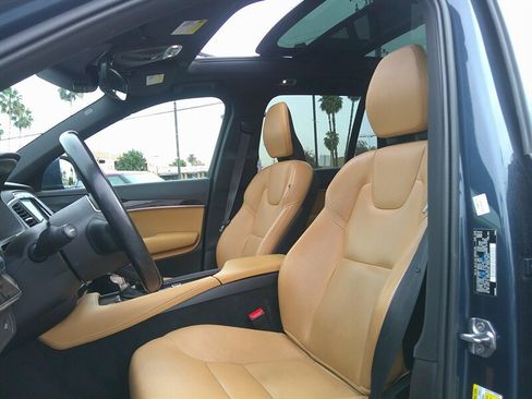 Used 2019 Volvo XC90 T6 Momentum image 13