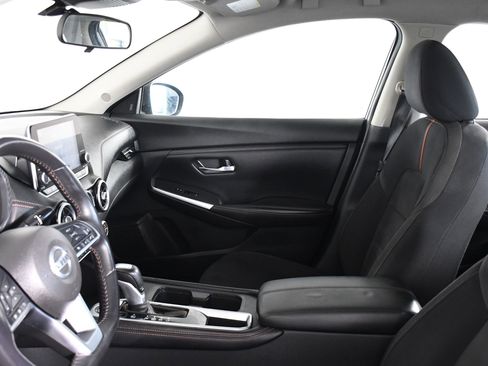 Used 2020 Nissan Sentra SR image 19