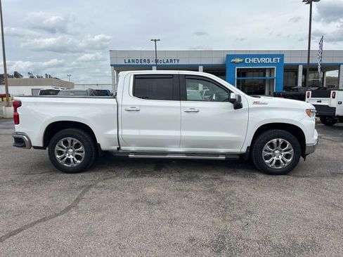 Used 2025 Chevrolet Silverado 1500 LTZ w/ LTZ Premium Package image 2