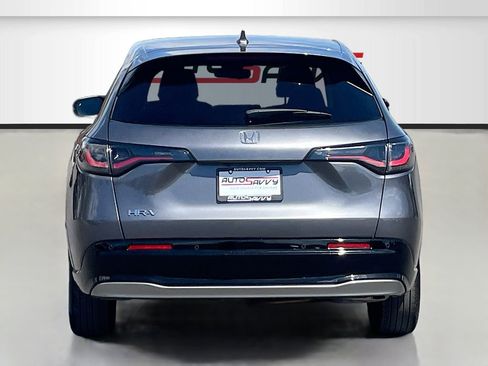 Used 2023 Honda HR-V EX-L image 6