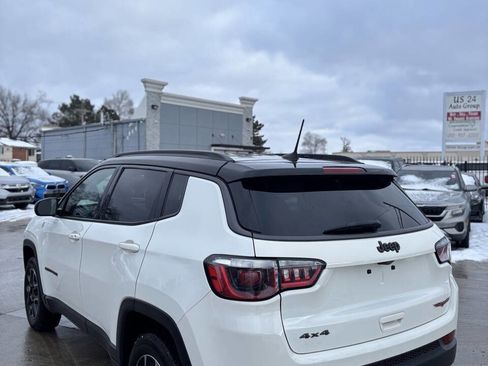 Used 2019 Jeep Compass Trailhawk image 5