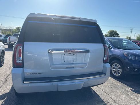 Used 2016 GMC Yukon Denali w/ Open Road Package AWD/4WD image 7