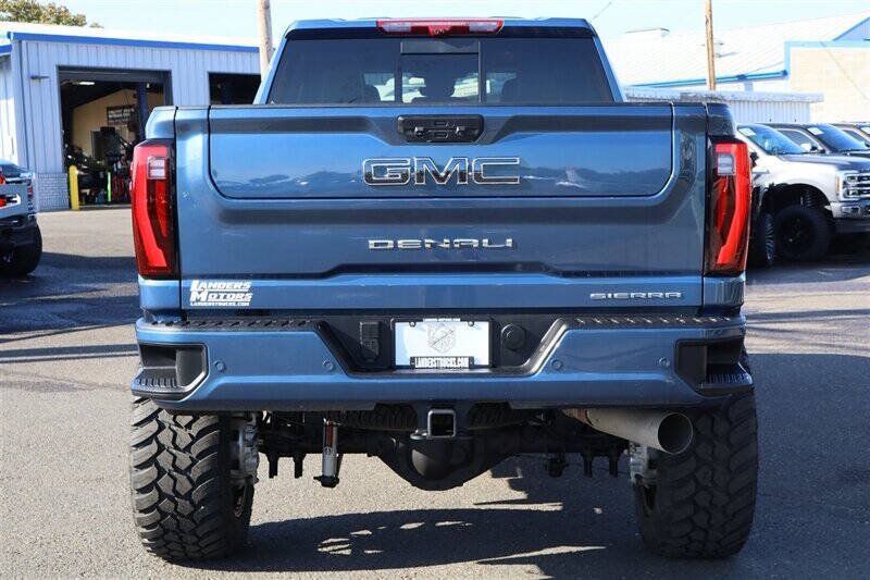 Used 2026 GMC Sierra 3500 Denali Ultimate AWD/4WD image 4