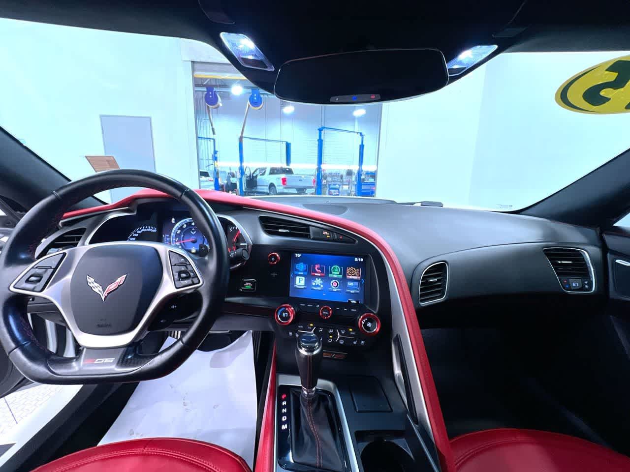 Used 2015 Chevrolet Corvette Z06 w/ 3LZ Preferred Equipment Group RWD image 23