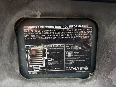 Used 2006 Nissan Titan SE image 39