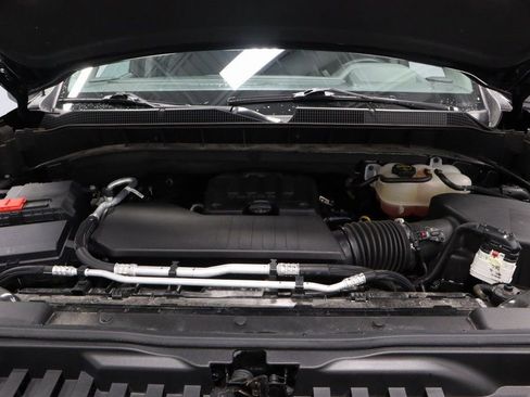 Used 2024 Chevrolet Silverado 1500 LT image 14