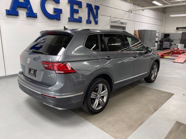 Used 2018 Volkswagen Tiguan SEL Premium AWD/4WD image 4