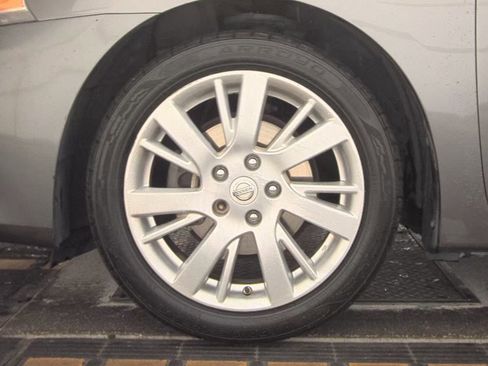 Used 2015 Nissan Sentra SL image 8