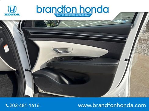 Used 2022 Hyundai Tucson Limited AWD/4WD image 8