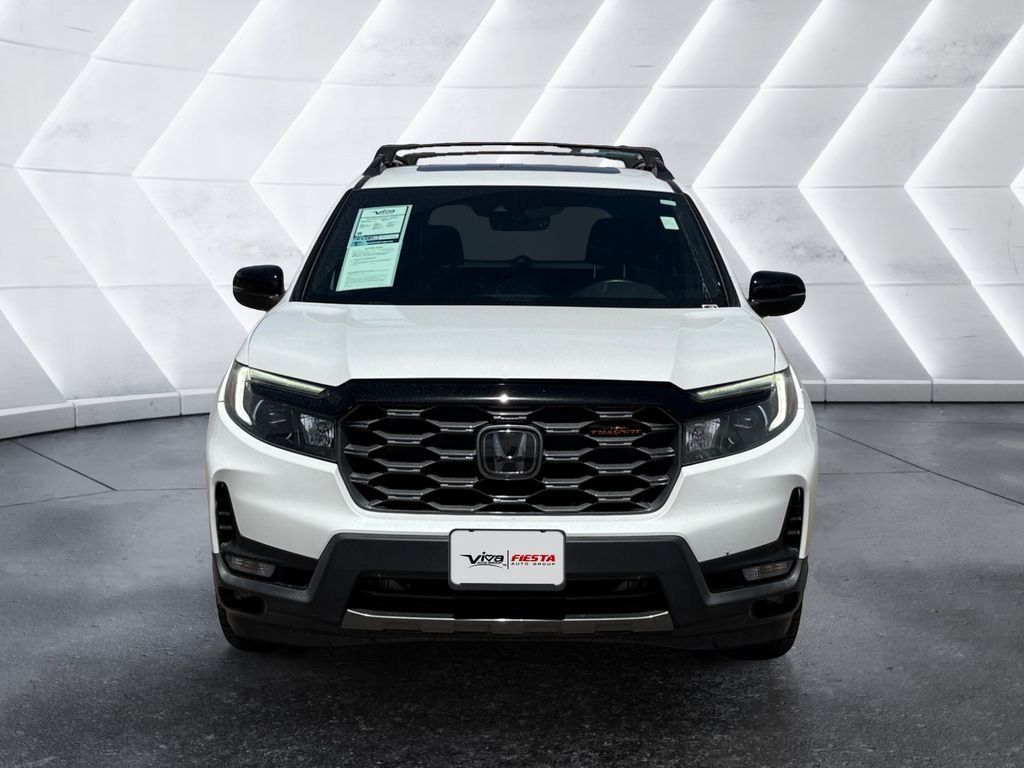 Used 2022 Honda Passport TrailSport image 2