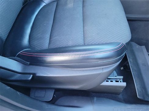 Used 2023 Ford Escape ST-Line image 37