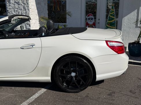 Used 2013 Mercedes-Benz SL 550 image 11