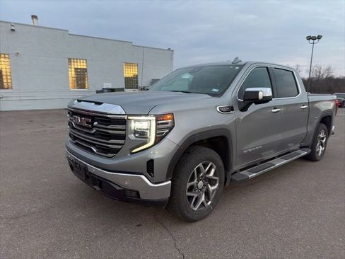 Used 2023 GMC Sierra 1500 SLT w/ SLT Premium Plus Package image 2