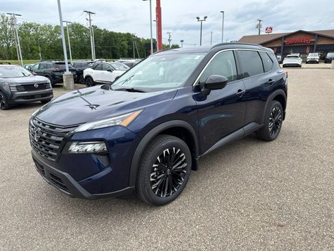 New 2026 Nissan Rogue Dark Armor AWD/4WD image 3
