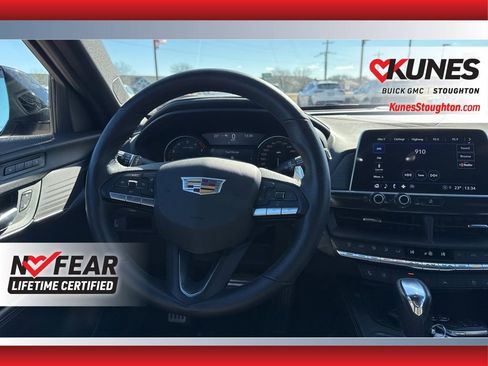 Used 2025 Cadillac CT4 Sport w/ Climate Package AWD/4WD image 43