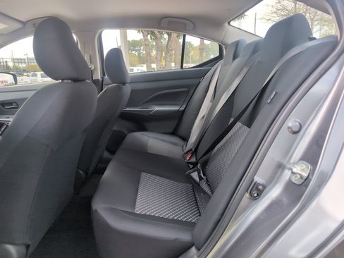 Used 2024 Nissan Versa S w/ S Plus Package image 29