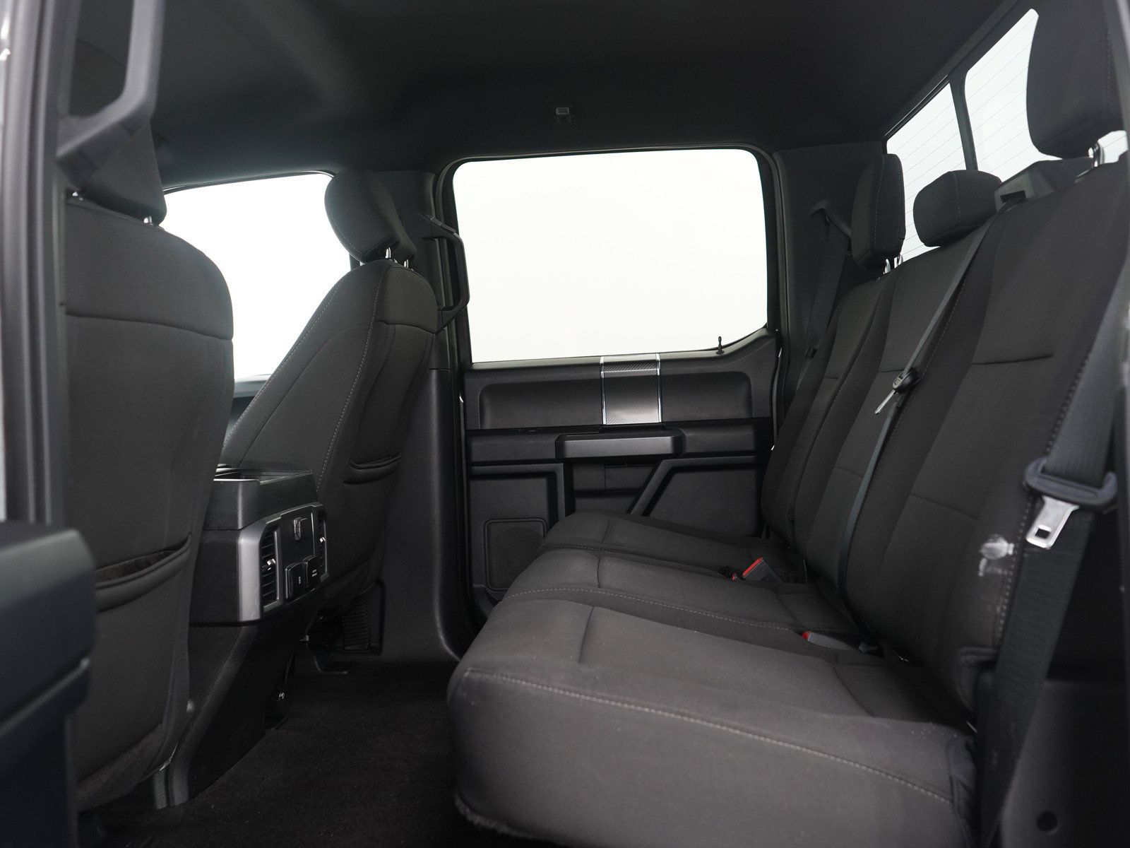Used 2018 Ford F150 XLT w/ Equipment Group 302A Luxury AWD/4WD image 20