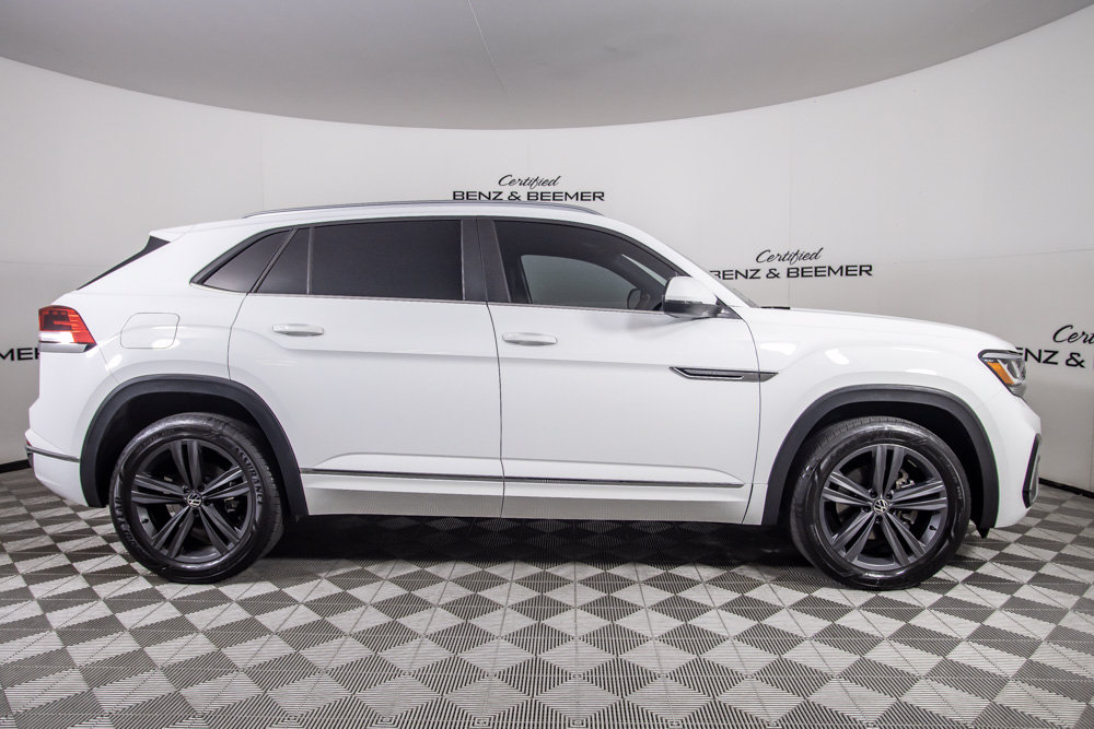 Used 2021 Volkswagen Atlas Cross Sport SE w/ V6 Towing Package FWD image 3