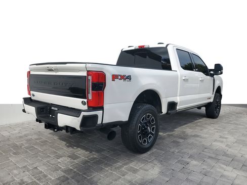 Used 2025 Ford F250 Platinum image 6