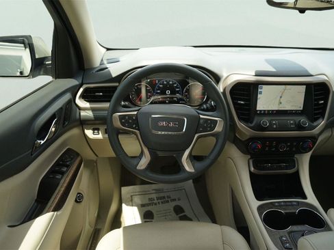 Used 2023 GMC Acadia Denali w/ Denali Ultimate Package AWD/4WD image 24