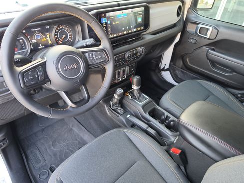Used 2024 Jeep Wrangler Sport AWD/4WD image 10