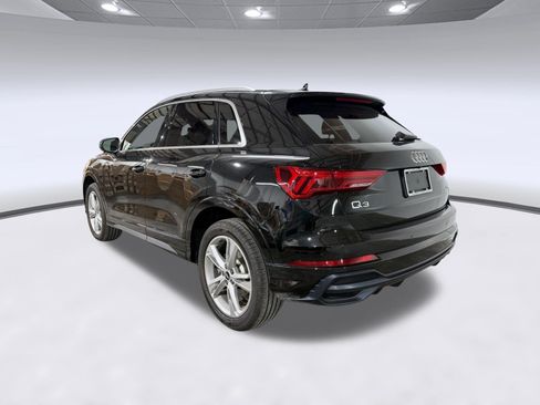 Used 2021 Audi Q3 2.0T Premium Plus AWD/4WD image 2