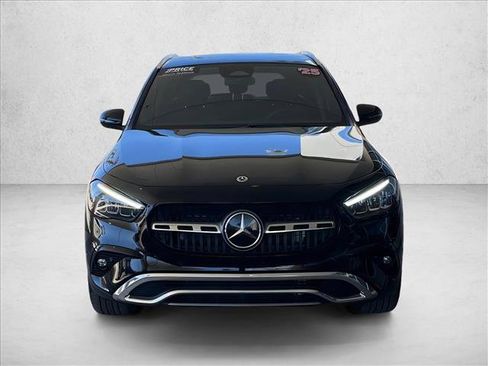 Used 2025 Mercedes-Benz GLA 250 image 7