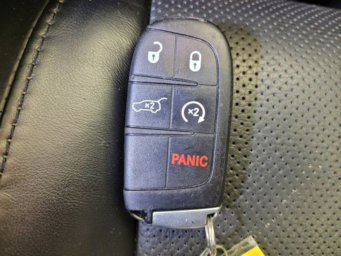 Used 2016 Jeep Grand Cherokee Summit w/ Skid Plate Group AWD/4WD image 32