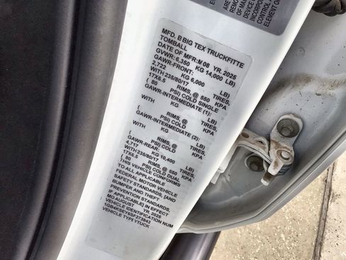 Used 2025 Chevrolet Silverado 3500 W/T w/ WT Convenience Package image 35