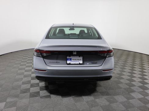 Used 2024 Honda Accord Touring image 6
