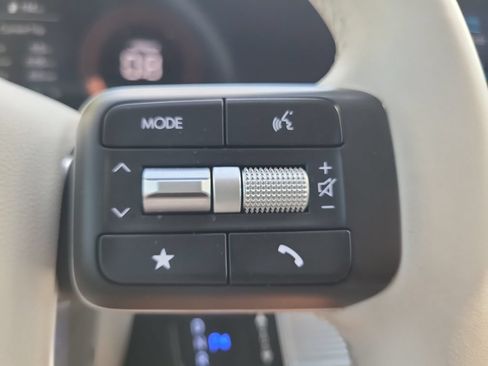 Used 2026 Hyundai Santa Fe SE FWD image 25