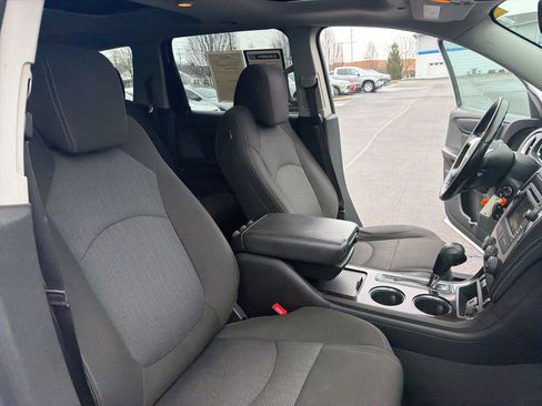 Used 2016 Chevrolet Traverse LT w/ Style and Technology Package image 28