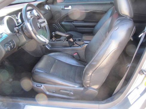 Used 2009 Ford Mustang GT Premium image 13