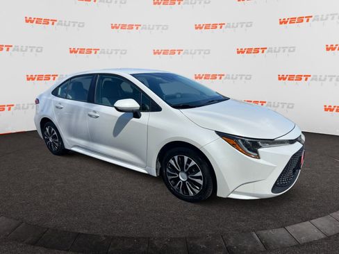 Used 2020 Toyota Corolla LE w/ Carpet Mat Package (TMS) FWD image 7