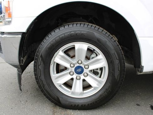 Used 2018 Ford F150 XLT image 24