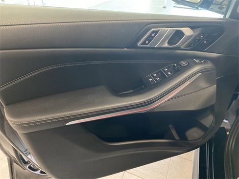 Used 2023 BMW X5 M50i w/ Executive Package image 11