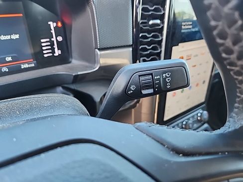 Used 2024 Ford Ranger XLT AWD/4WD image 12
